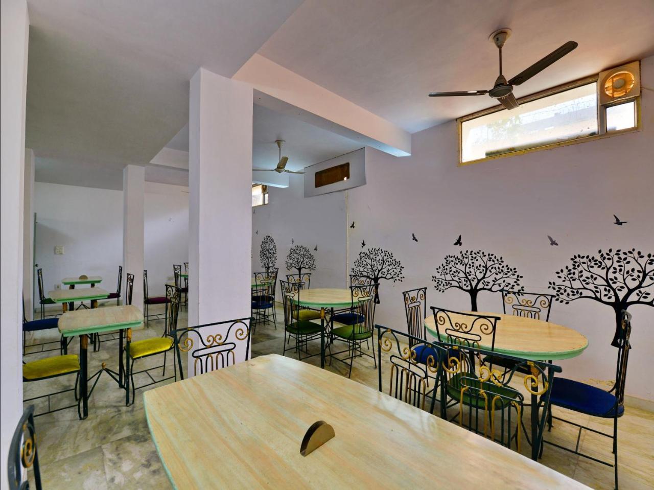 Oyo 8051 Hotel Don Jon Jaipur Luaran gambar